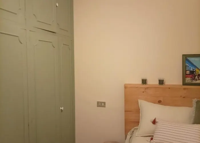 Meanas Presbítero 6 *