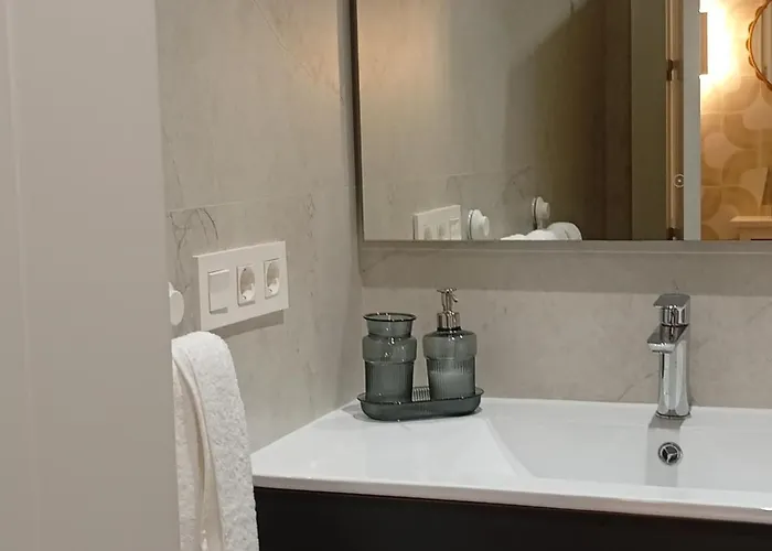 Meanas Presbítero 6 Apartamento Avilés